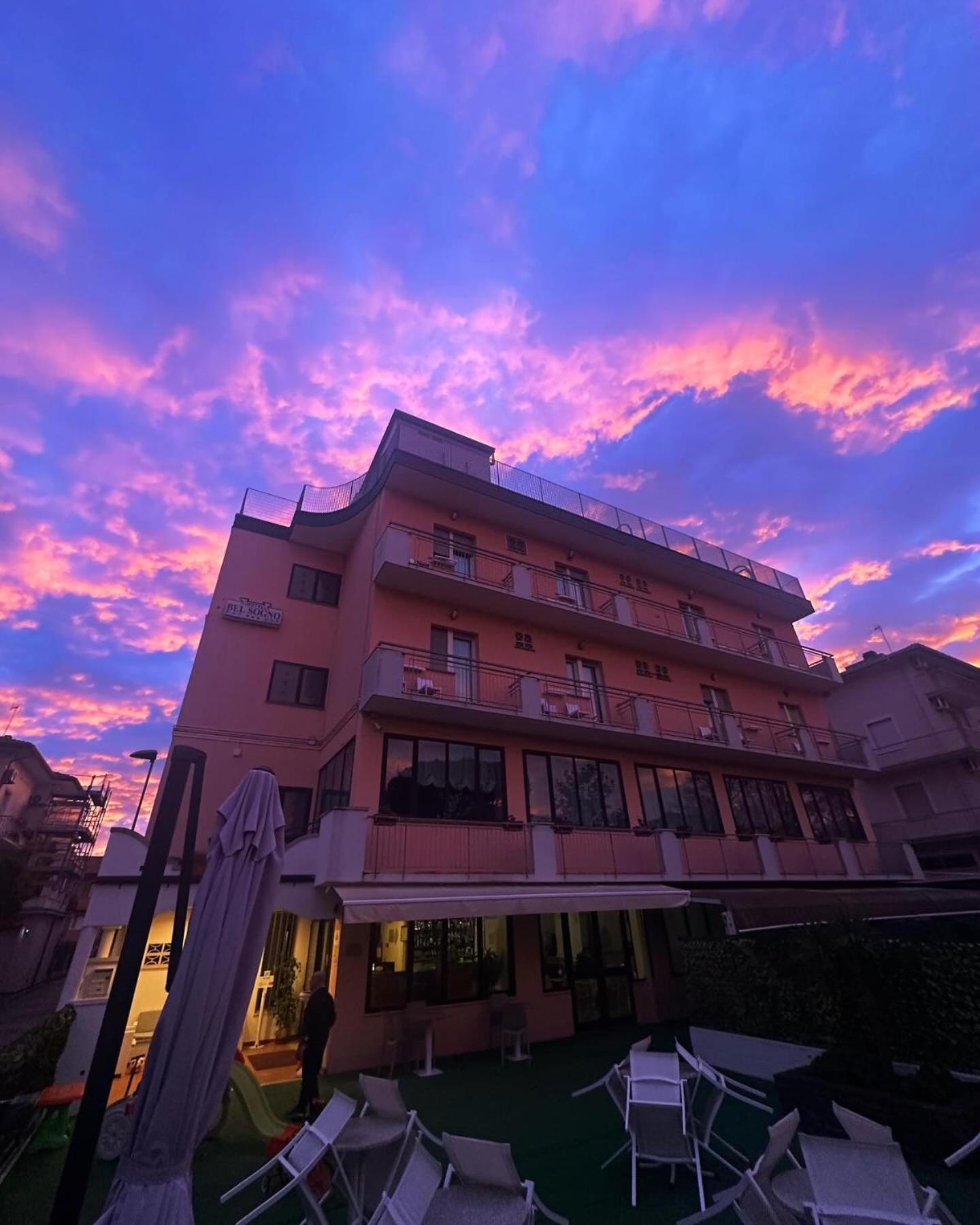 Hotel Bel Sogno Римини Экстерьер фото