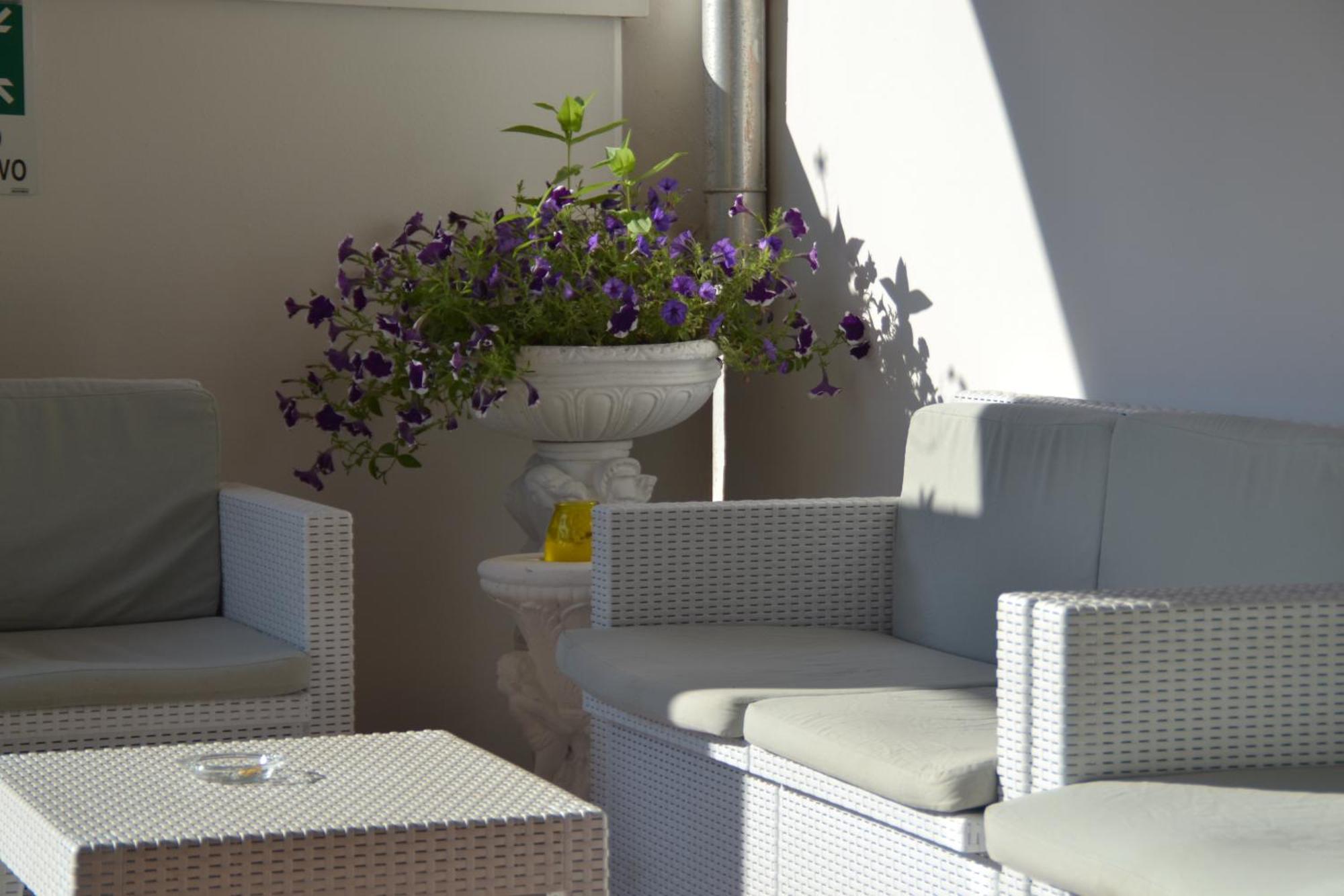 Hotel Bel Sogno Римини Экстерьер фото